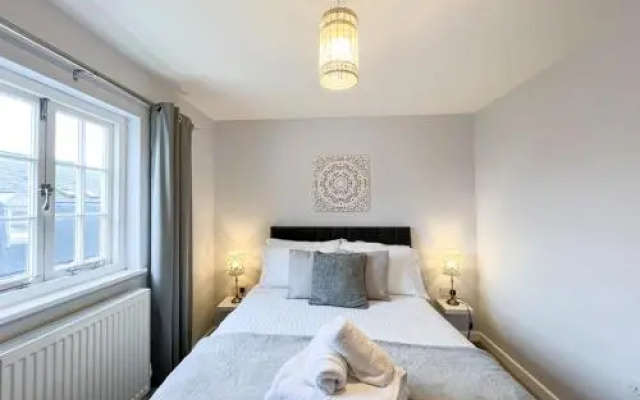 Berkeley Apartment