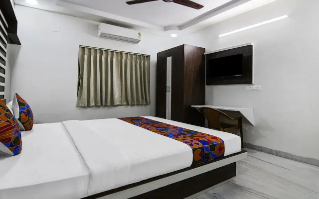 FabHotel Majestic Suite