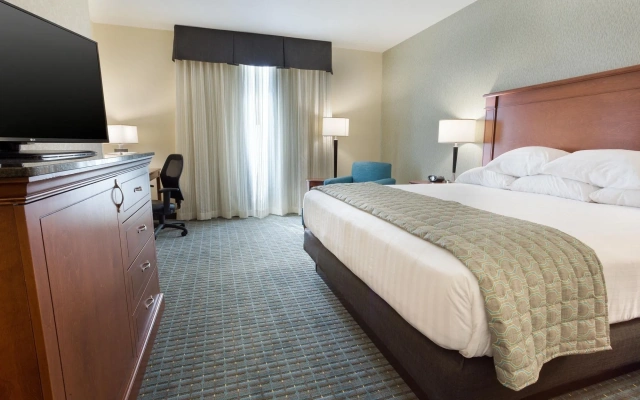 Drury Inn & Suites Grand Rapids
