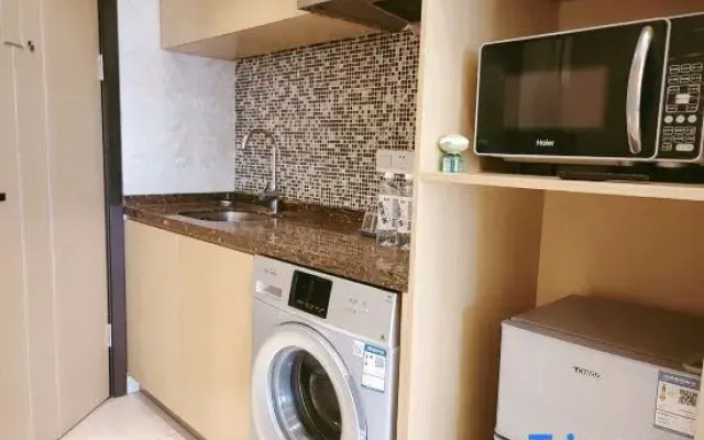 Tiantian Theme Apartment (Dongguan Wanjiang Bus Terminal Branch)