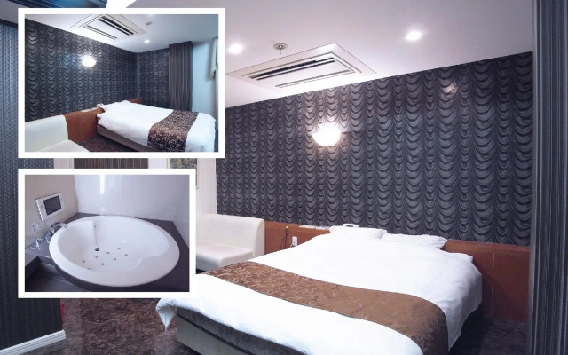 Hotel Carneval - Adults Only