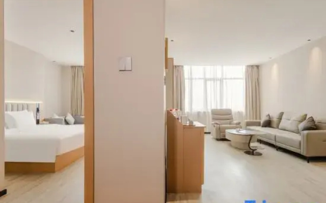 Licheng Hotel (Beihai Qiaogang International Wharf)