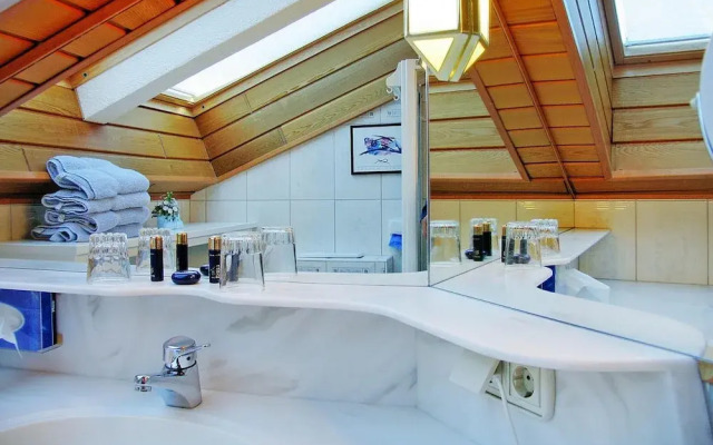 Chalet in Dienten With Ski-in Access & Sauna