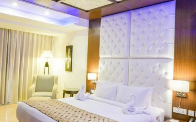 Souvenir Premier Hotel