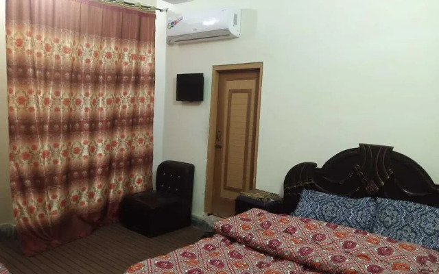 Swat Riverina Hotel