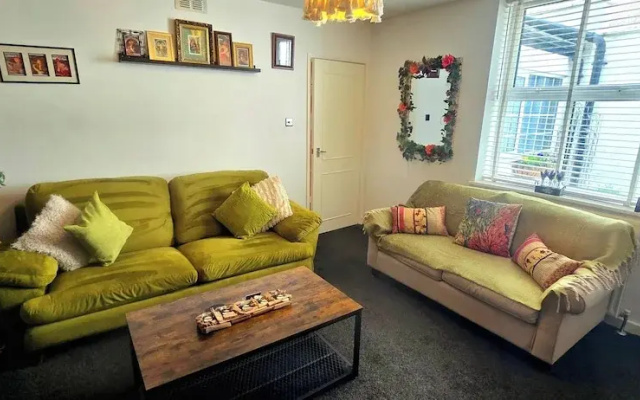 The Hideaway/cottage Feel/patio/central/parking