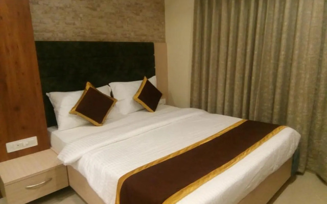 The Panash Hotel & Banquets