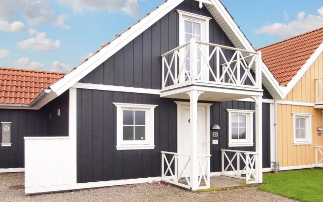 "Arwin" - 250m from the sea in Funen