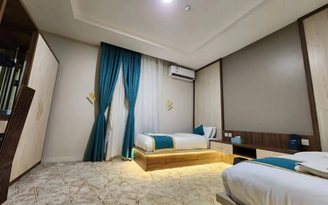 Relaxe Palace