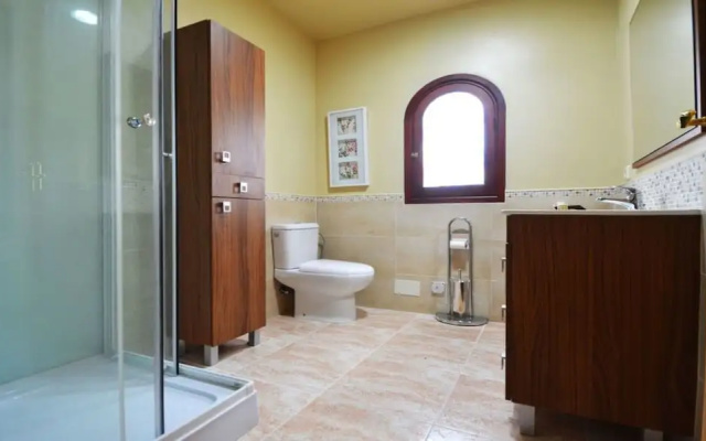 104509 - Villa in Llucmajor