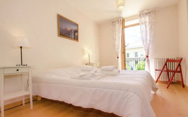 Boutique Apartment in Rhone Alpes With Balcony