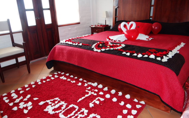 Imperio Real - Hosteria
