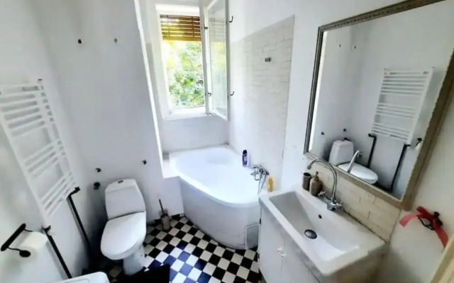 Apartment in Historic Building - Sleeps 4