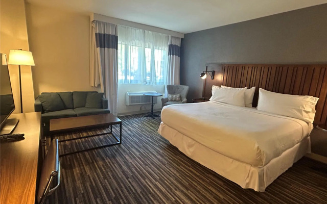 Best Western Premier Plainview-Long Island Hotel