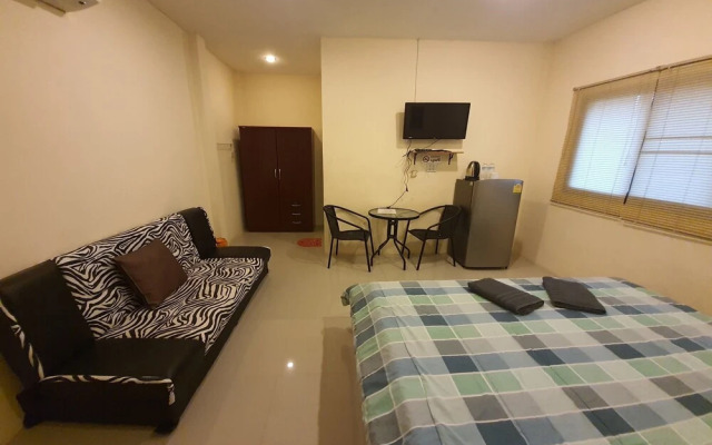 OYO 932 Baan Cha-am Country View Resort