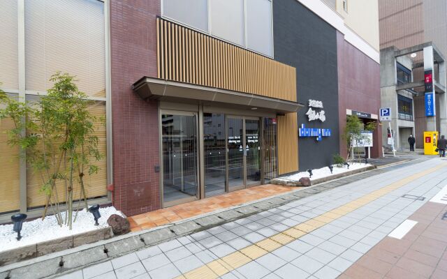 Отель Dormy Inn Toyama Natural Hot Spring Тояма вид на фасад