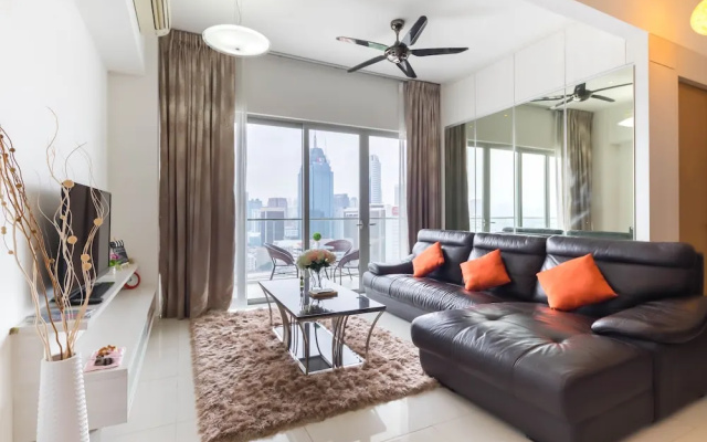 Sky Luxurious Suite