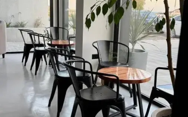 Parry Hotel