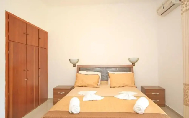 Maria Apartments by Checkin