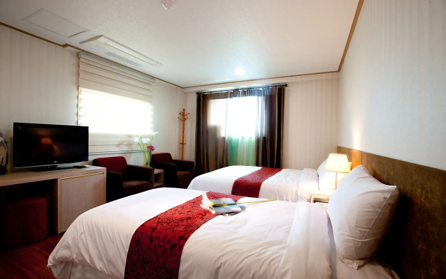 Hotel Pine Hill