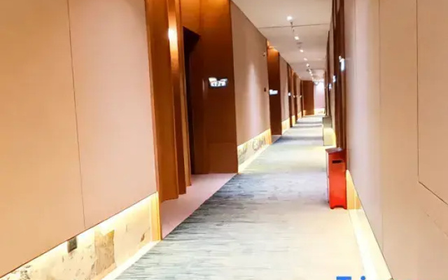 Platinum Joy Smart Hotel
