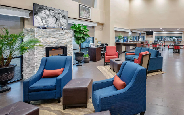 Comfort Suites Wilson I-95