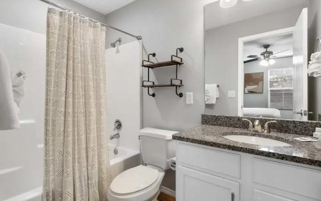 Tranquil Getaway For 8