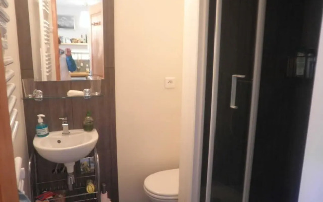 Lou Services Apartment THB67 LSI 001
