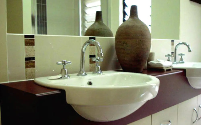 Belle Escapes - Latania Villa Palm Cove