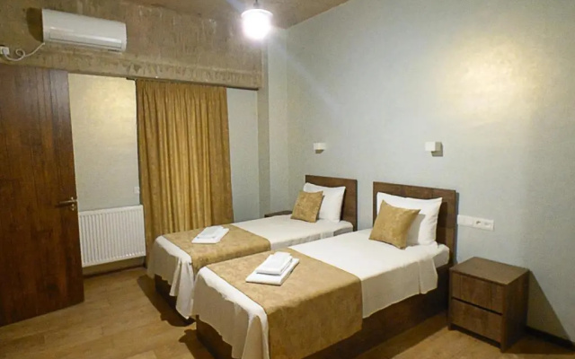 Magic Hotel