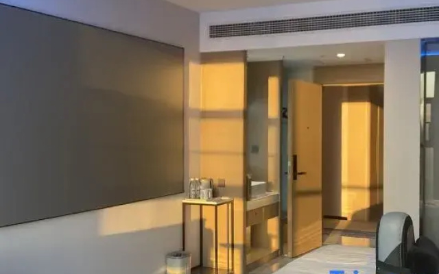 Yunzhen Xiyue Esports Hotel (Hongqi Street Xinli Plaza Branch)