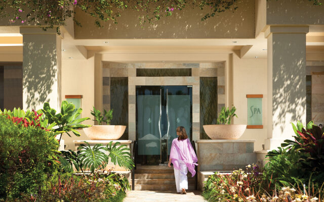 Отель Four Seasons Resort Maui at Wailea вид на фасад