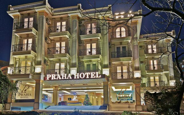 Praha Hotel Sapa вид на фасад