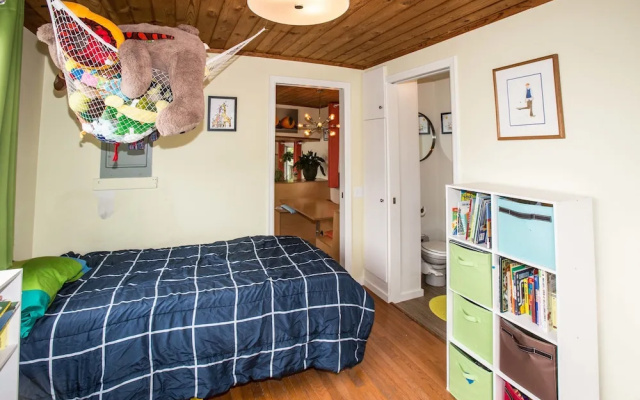 Luxury Houseboat Best in Seattle 3BR