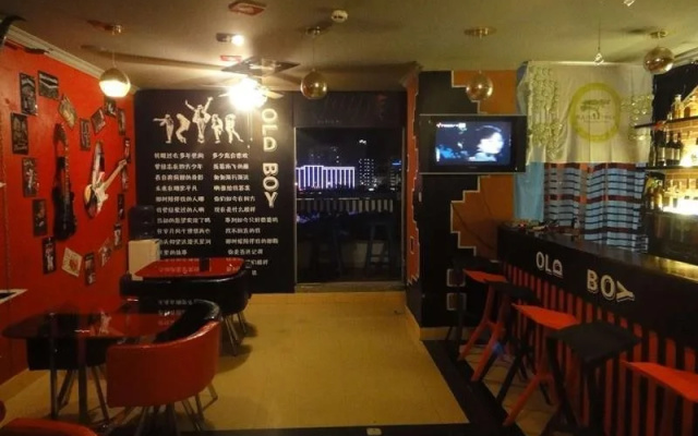 Raintree Backpacker Hostel(三亚雨树背包客青年旅舍)
