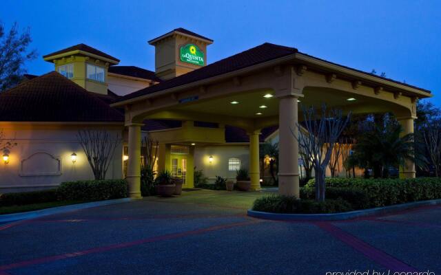 La Quinta Inn Suites Usf Near Busch Gardens Tampa United