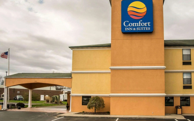 Comfort Inn & Suites Cincinnati Eastgate