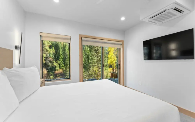 Ina's Way Townhomes, Unit C