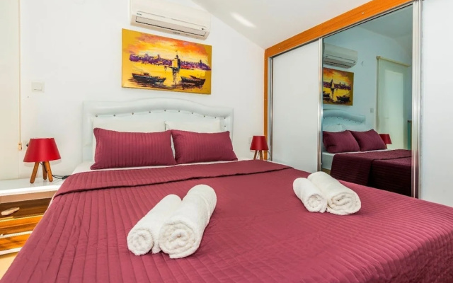 Pinara Residence One Bedroom 2
