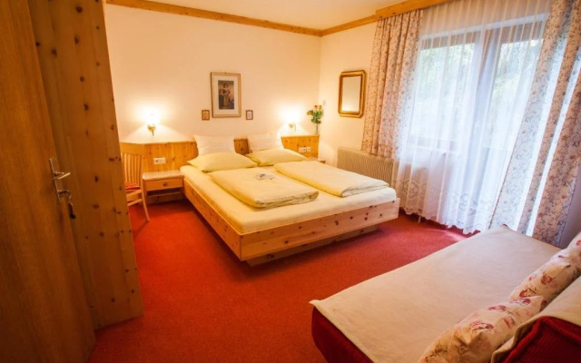 Отель Haus Petersmann