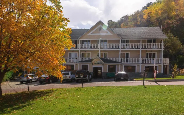 Sunkar Hotel