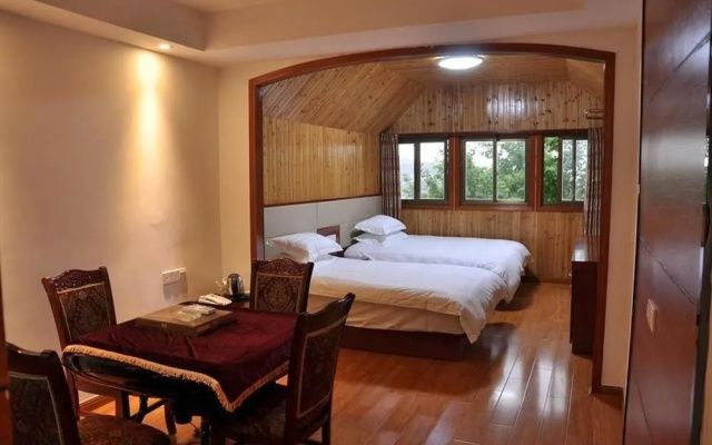 Wenxin 99 Business Hotel