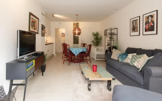 Apartment With Large Terrace in Mariakerke