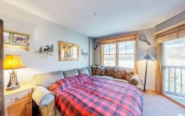 1 Bedroom Premier Mountain Condo in River Run Village Just a Short Walk to Shopping, Dining, and Skiing