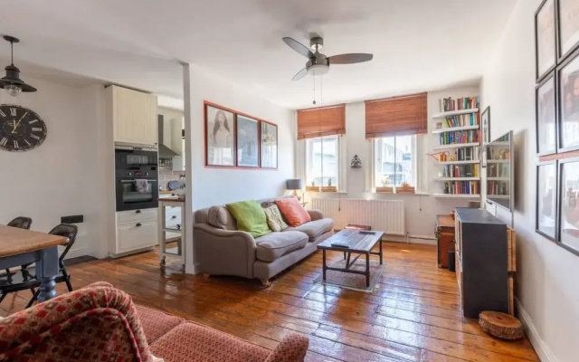 Trendy 2 Bedroom Apartment in the Heart of Brixton