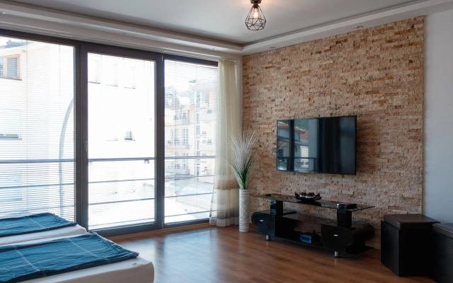 Ana's Apartments