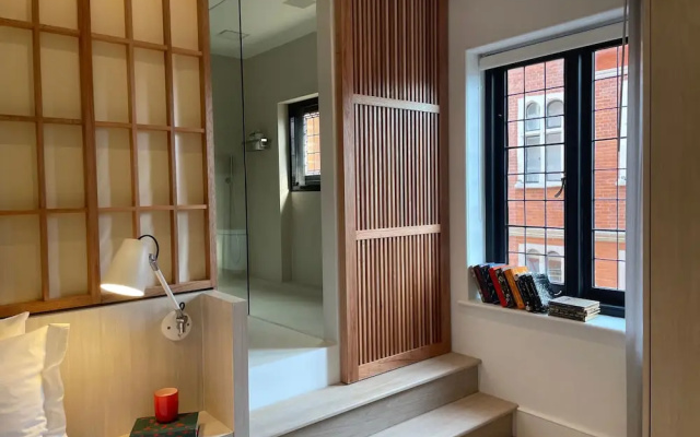 Luxury Suite in Cadogan Square III