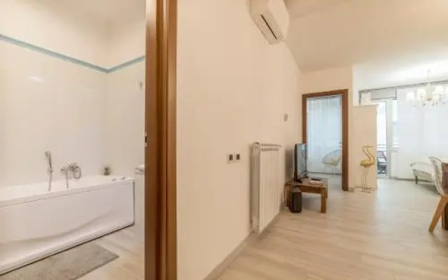 Vatican Luxury 2bd 2ba Apartment