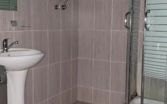 Cozy apartment in Mgzavrebi Hotel