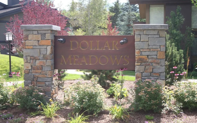 Dollar Meadows 1382 - 2 Br Condo